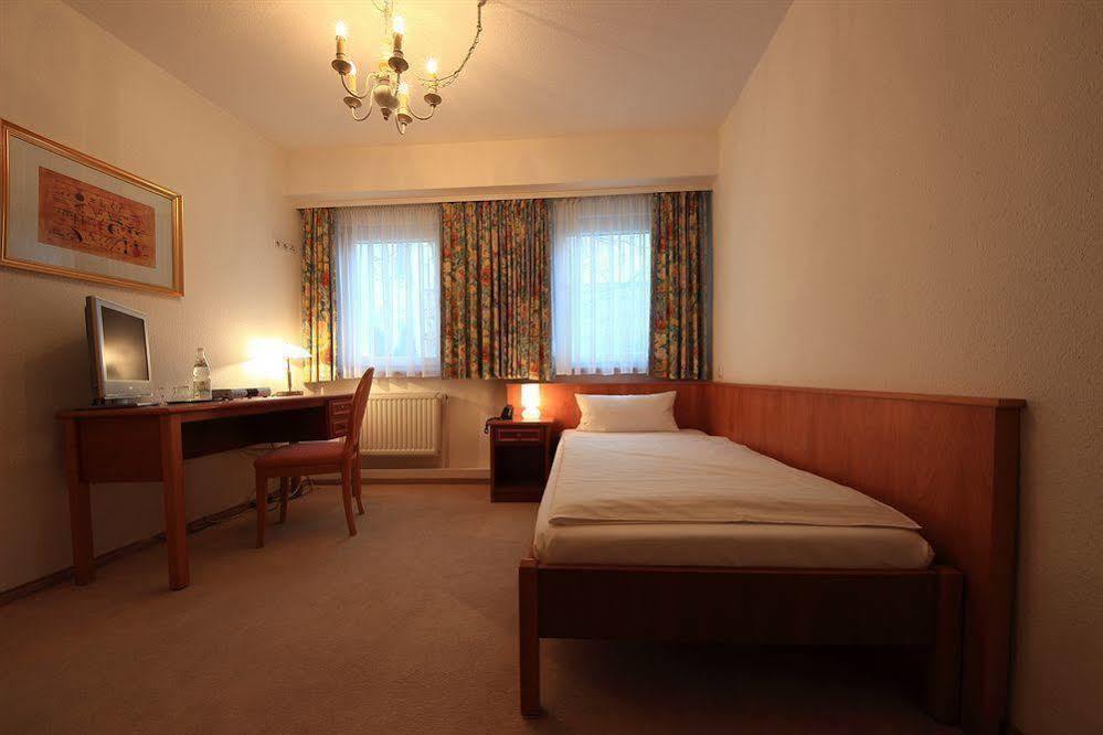Altstadthotel Fuerth Ngoại thất bức ảnh